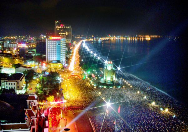 NHA TRANG - MÙA LỄ HỘI BIỂN